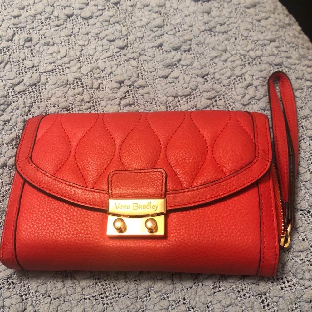 Red Vera Bradley wristlet/clutch